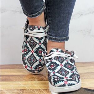 Oak Creek Canyon Aztec Punchy Country Western Fashion Sneakers